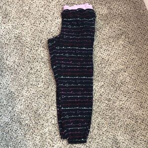 EUC Victoria Secret sleep capris size medium